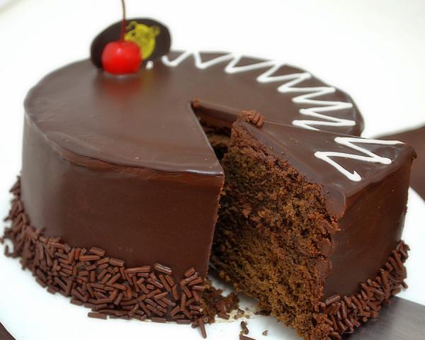 img_pastel_de_chocolate_esponjoso_10677_600